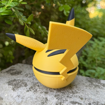 Pikachu Pokeball