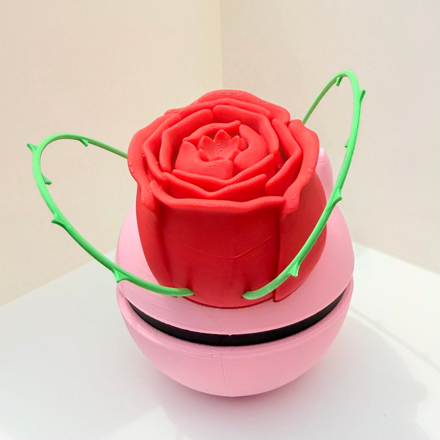 Bulbasaur Rose Edition Pokéball