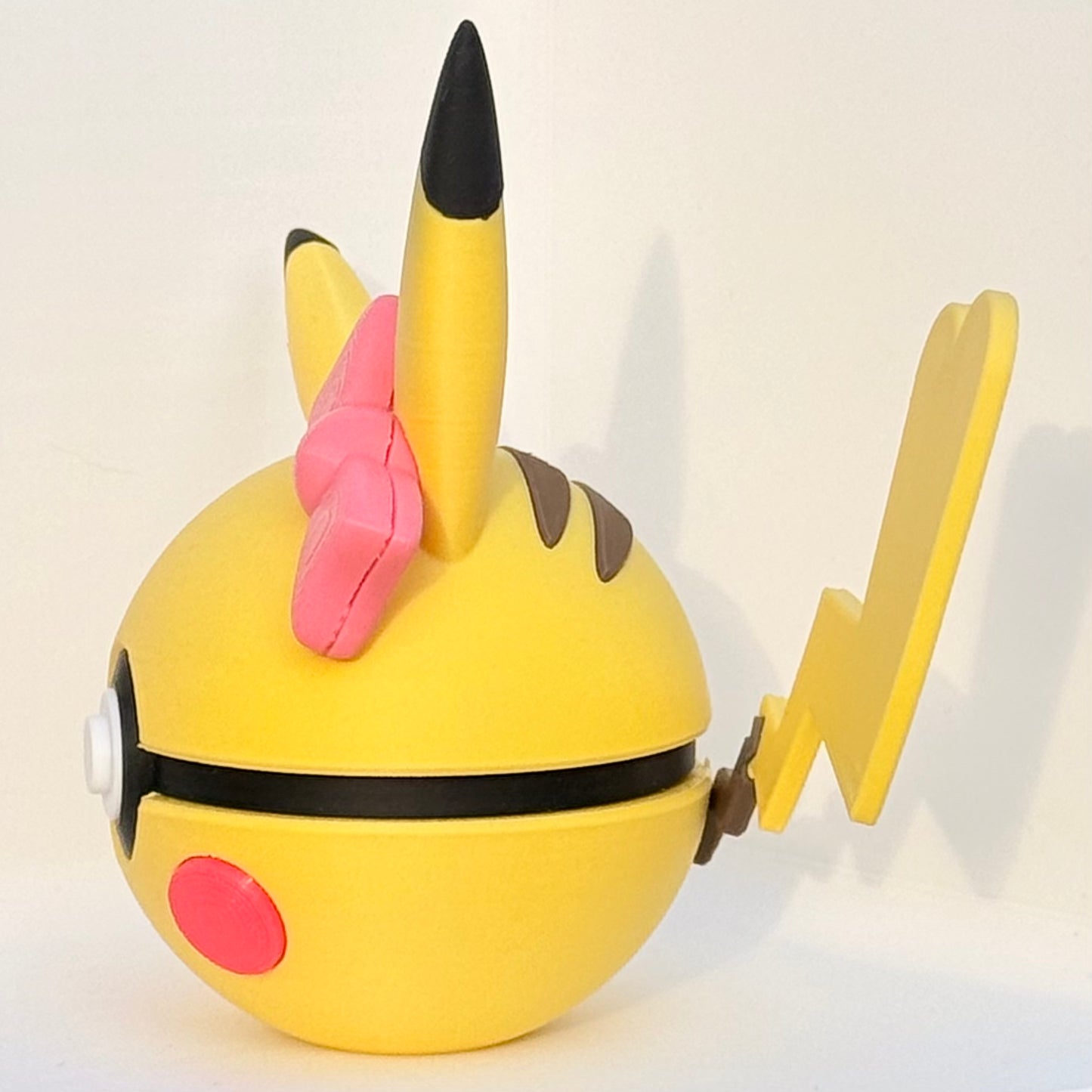 Girly Pikachu Pokéball
